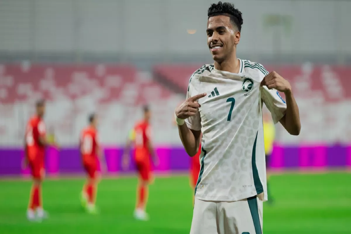 اللاعب الدولي مصعب الجوير.