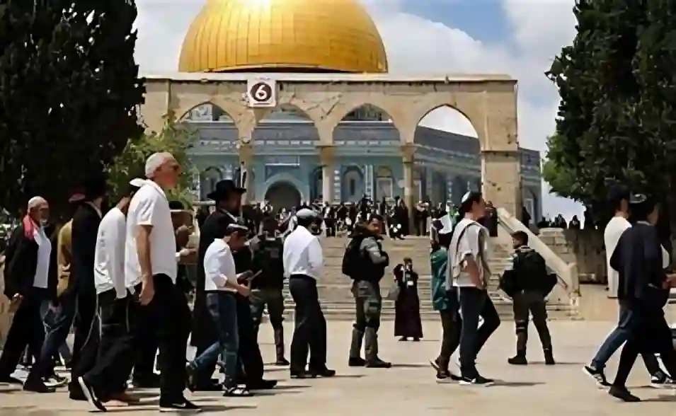 التعاون الإسلامي تدين اقتحام الأقصى