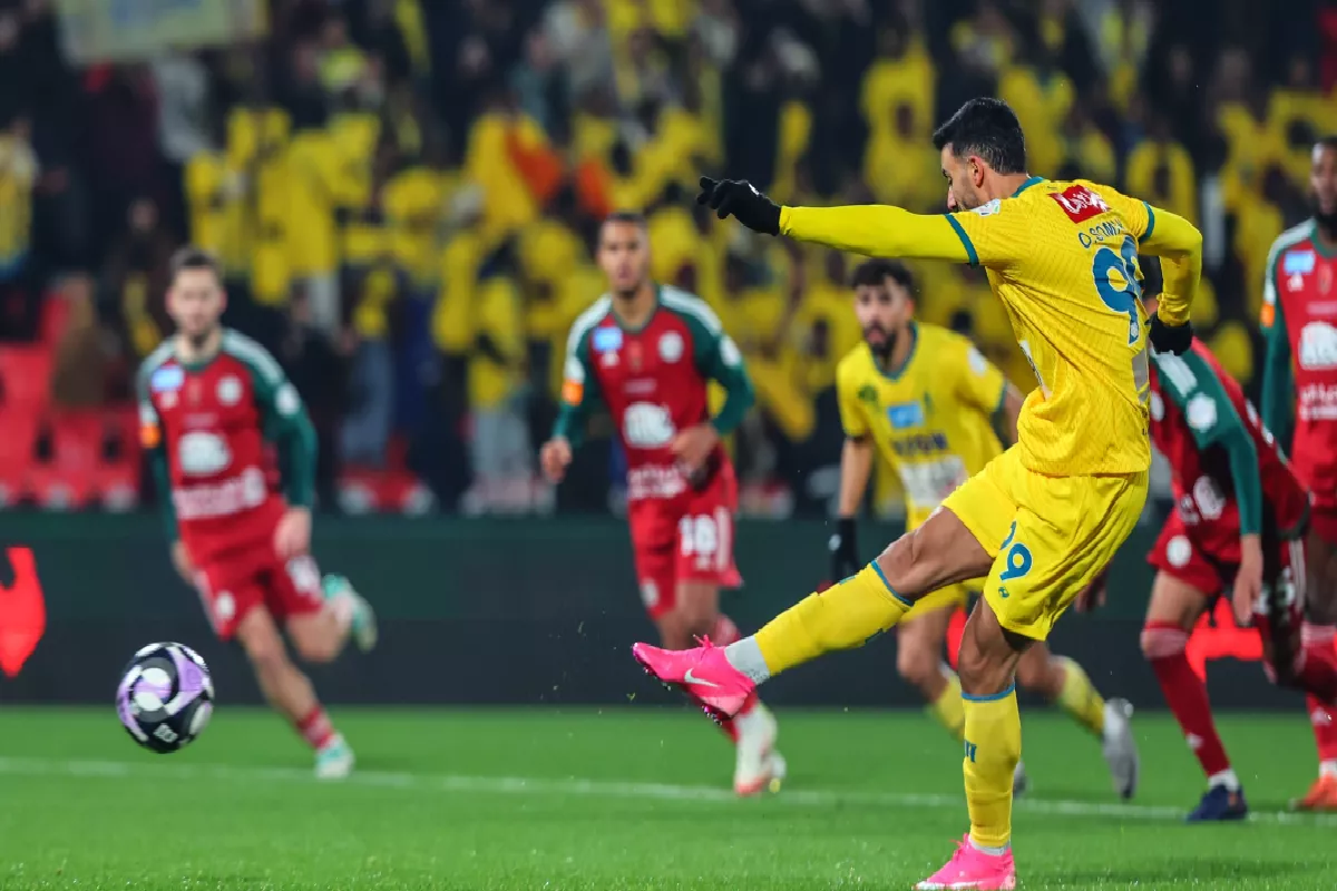 السومة يعود إلى دوري روشن بقميص غير متوقع.