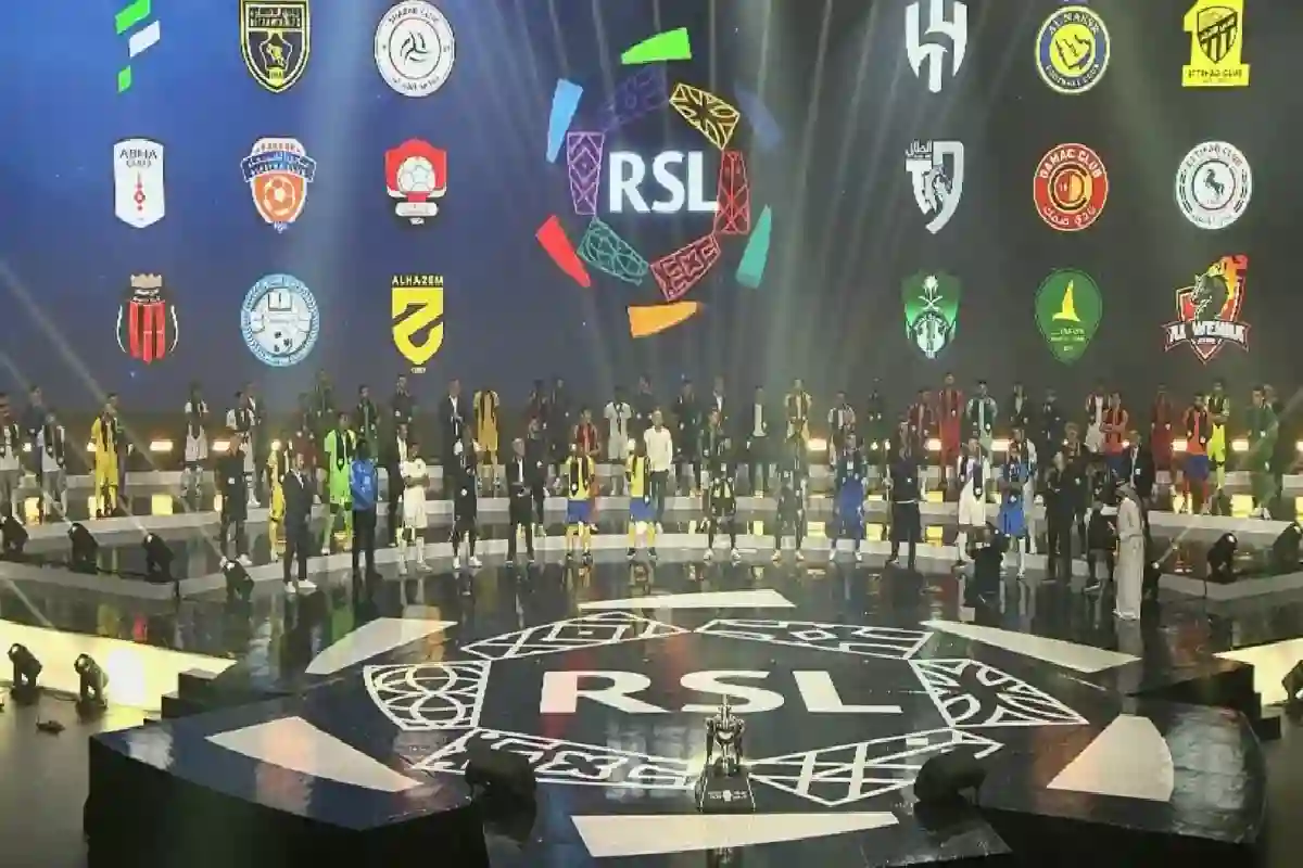 عرض ضخم من نادٍ منافس ينهي العلاقة .. لاعب محلي يفاجئ ناديه في روشن. 