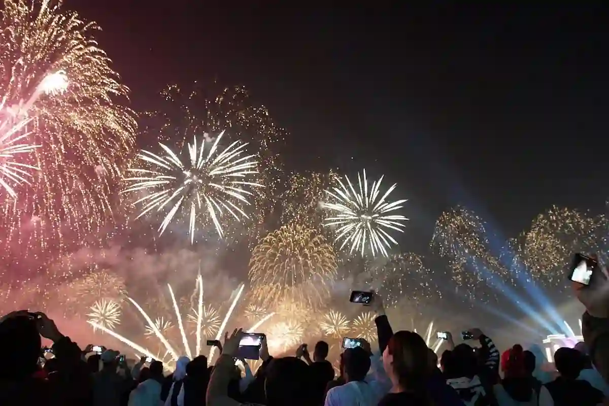 عروض الألعاب النارية